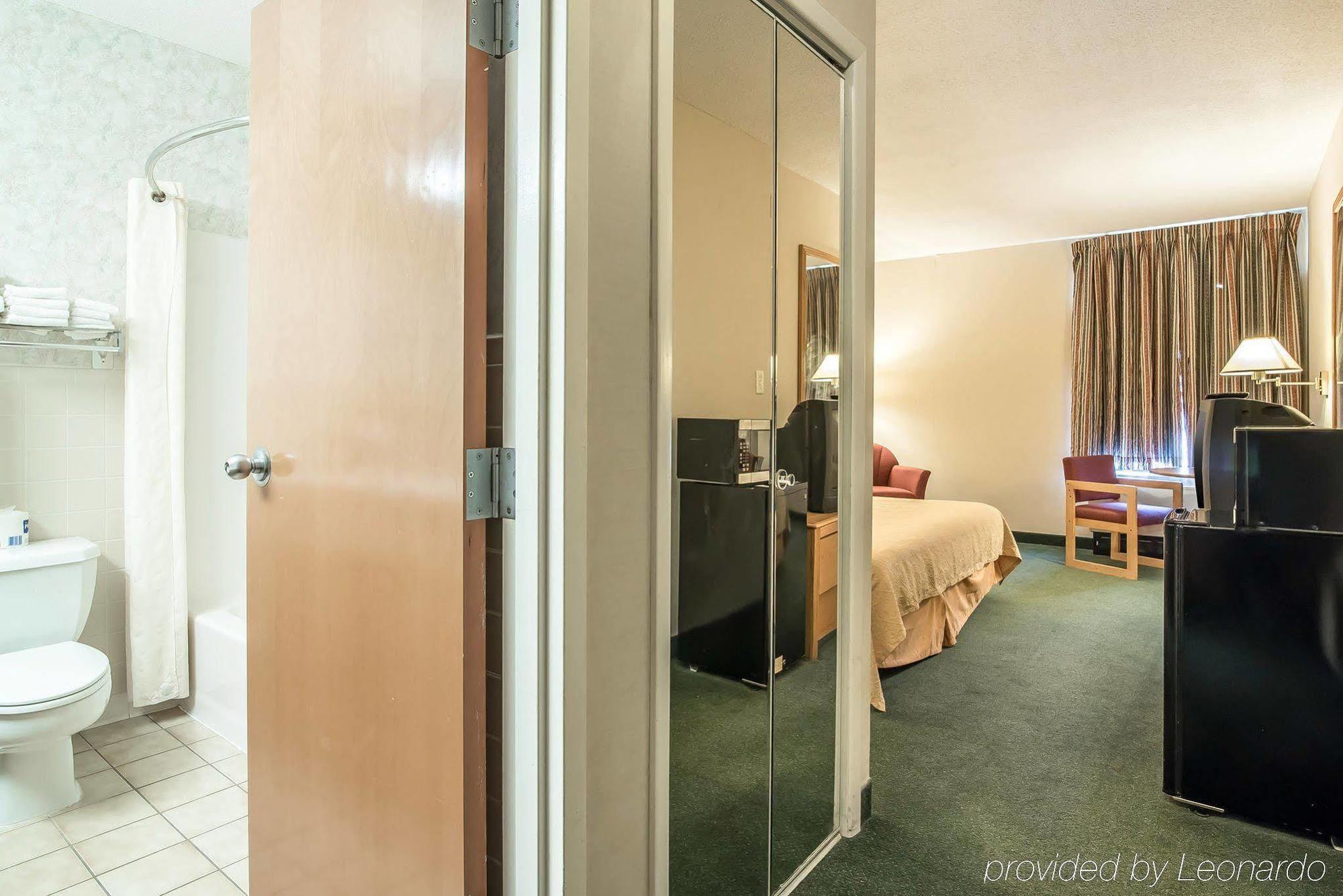 Quality Inn Binghamton West Apalachin Exterior photo